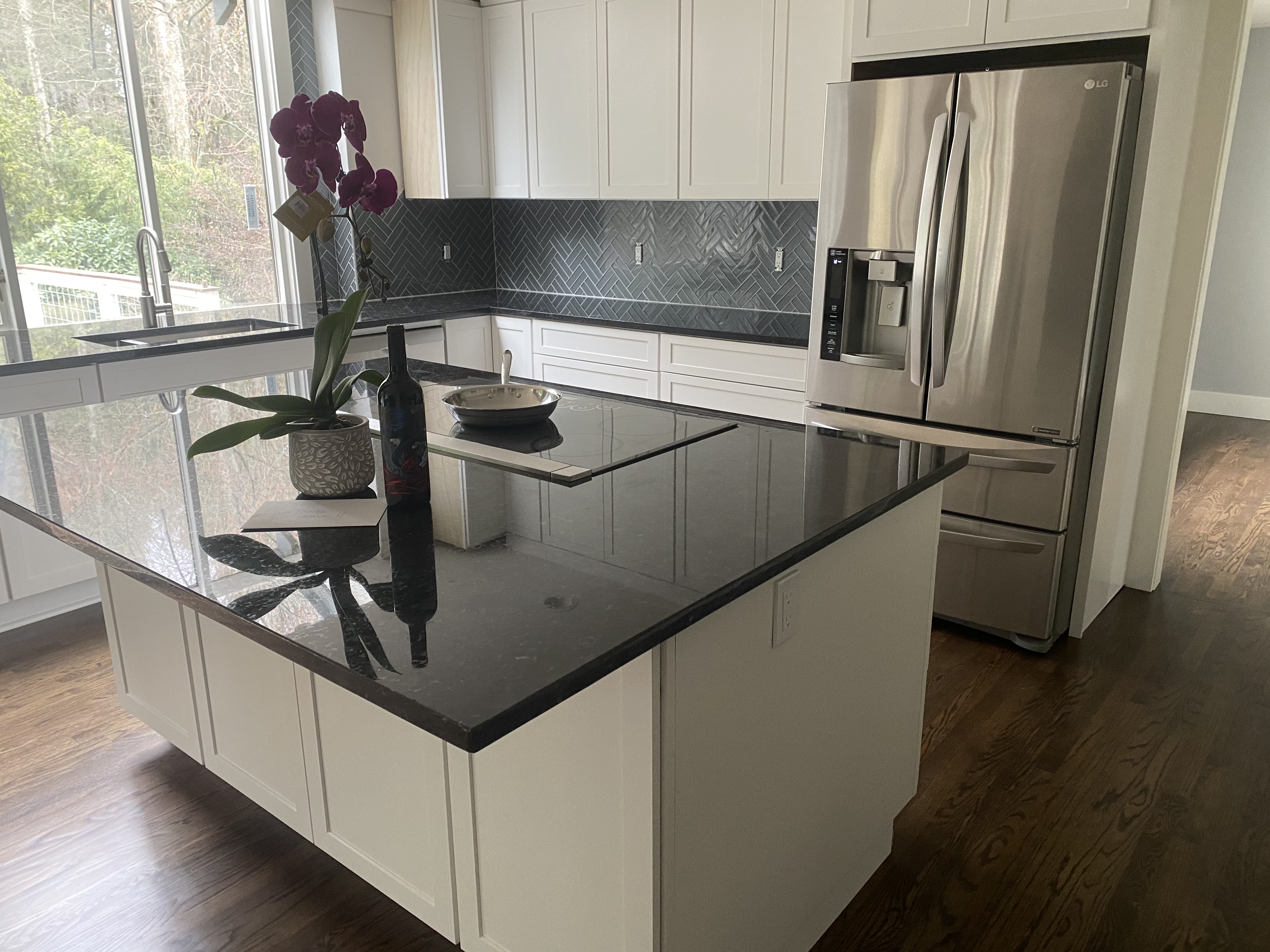 Remodeled kitchen by Pelletier Construction Group on the Seattle Eastside