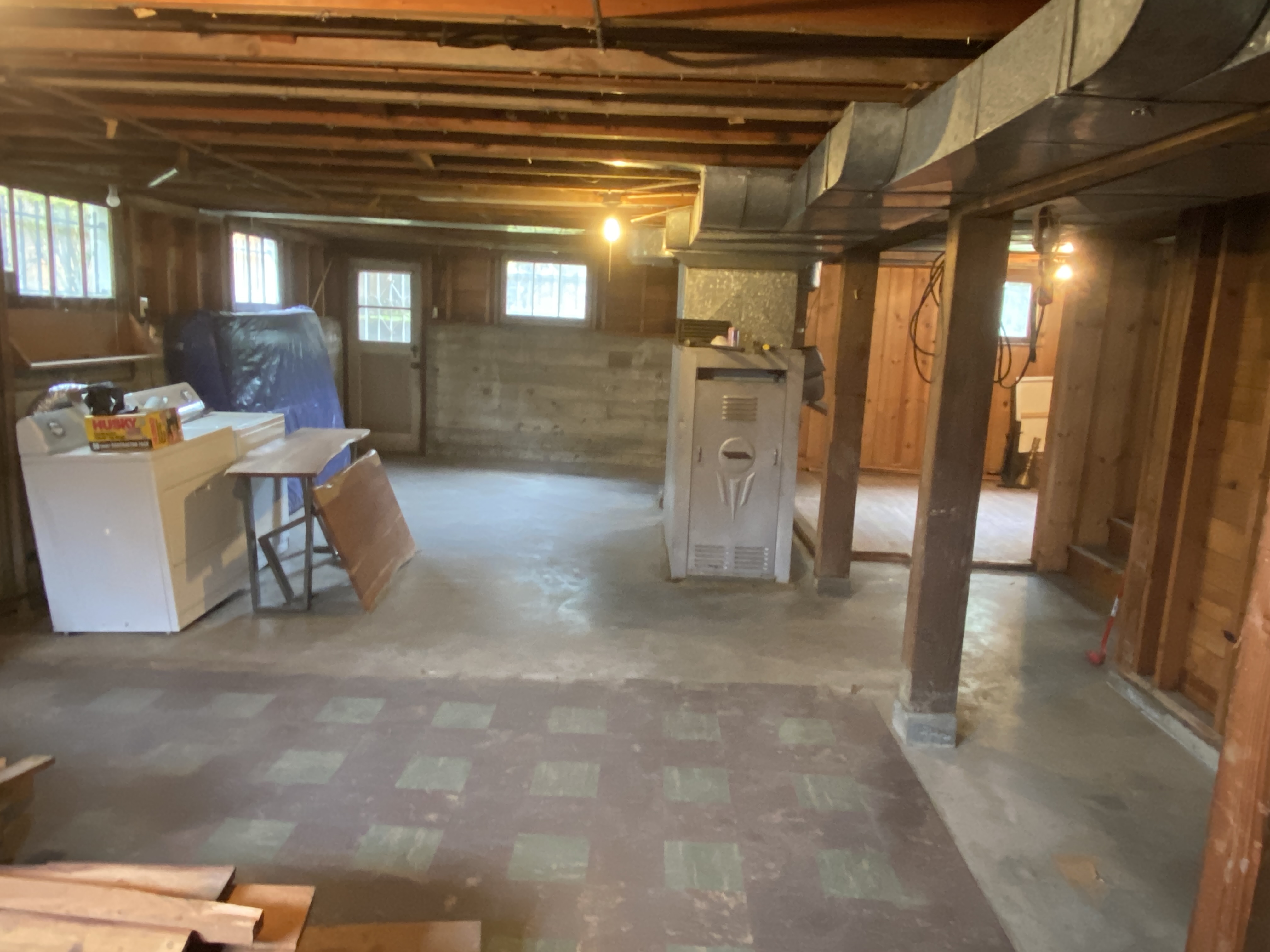Bathroom before remodel — Pelletier Construction Group, Seattle Eastside